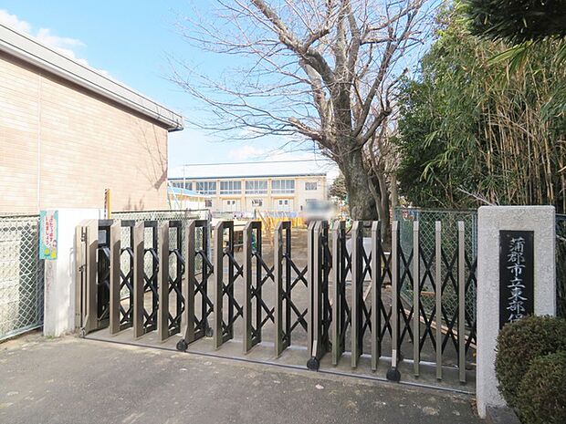 東部保育園（450m）