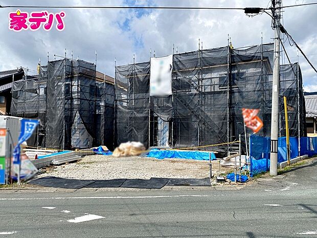 上棟しました。ご見学希望のお客様につきましては同型同仕様の物件にご案内いたします