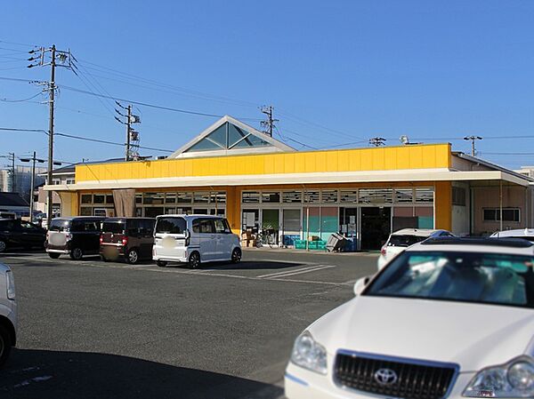 フードショップコロナ小坂井店（1240m）