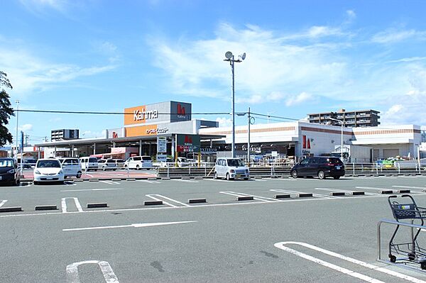 DCM豊川東店（880m）