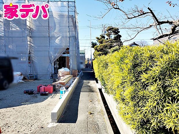 法定外道路：北側約1.4ｍ幅 