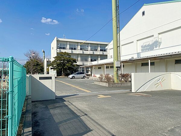 小坂井東小学校（1200m）
