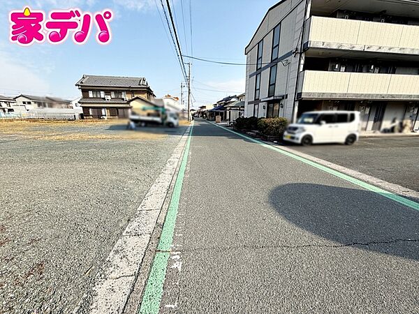 前面道路：南西側約5.5ｍ幅