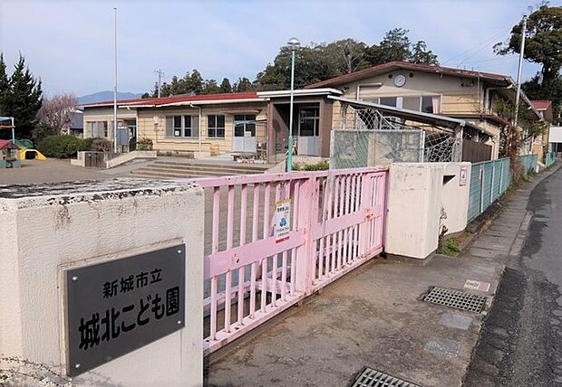 城北こども園(1040m)
