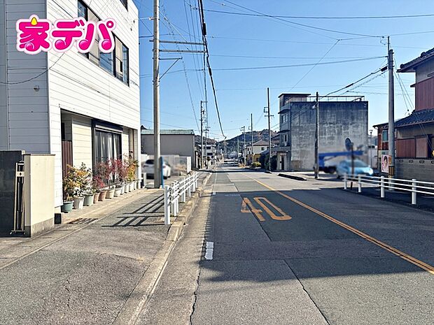 運転が苦手な方でも自分のペースで駐車ができます 