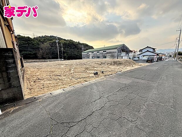 地域に密着した不動産販売でお客様のニーズに、経験豊富なスタッフが柔軟にご対応させて頂きます。