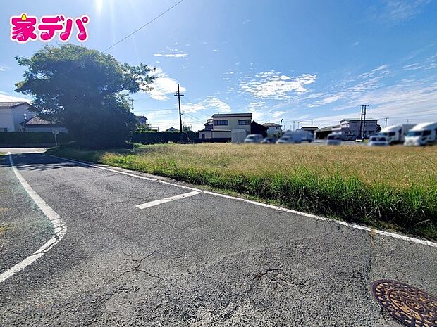 建築予定地です。ご見学希望のお客様につきましては同型同仕様の物件にご案内いたします