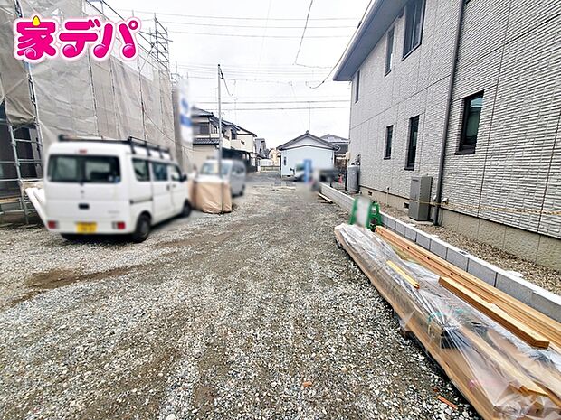 1号棟への通行部分になります。間取りや設備等の詳細や、気になる点がございましたらお気軽にお問合せご相談ください