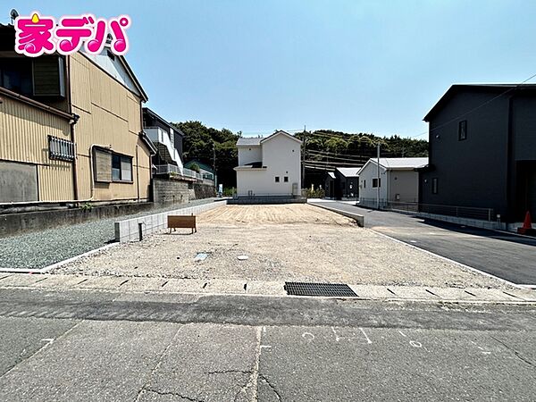 地域に密着した不動産販売でお客様のニーズに、経験豊富なスタッフが柔軟にご対応させて頂きます。