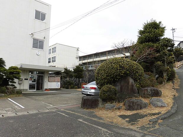 塩津中学校（1140m）