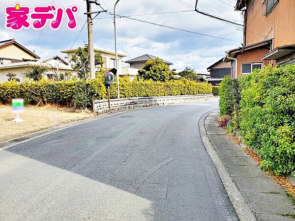 前面道路：南東側公道6.9ｍ幅