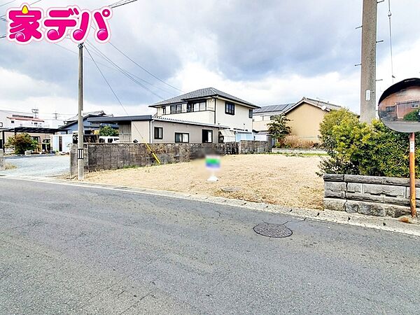 現地や周辺環境も一緒にご確認頂けます。現地ご案内致します。お気軽にお問合せ下さい。