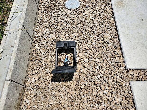 庭全体への散水、車、大きな道具の洗浄などにも便利な散水栓。 