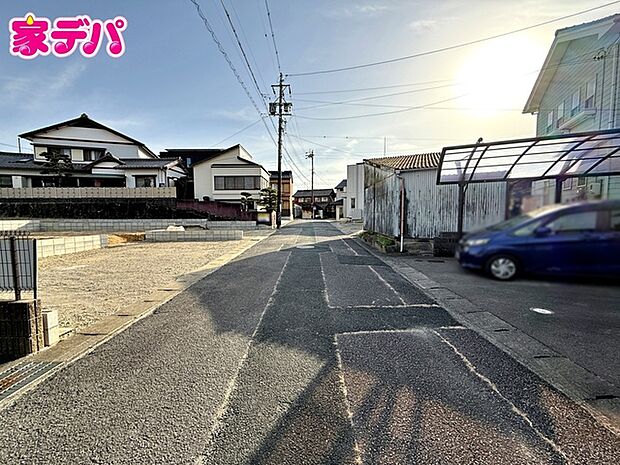 前面道路：西側約6ｍ幅