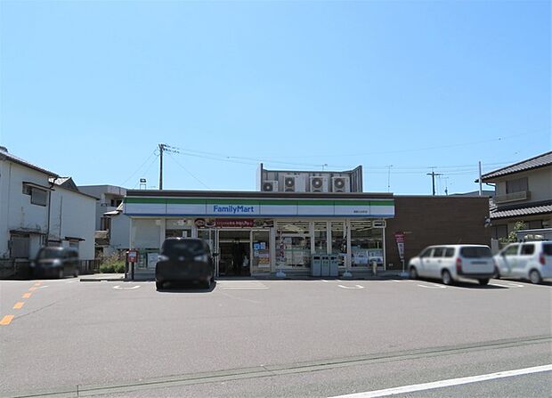 ファミリーマート蒲郡三谷町店（350m）