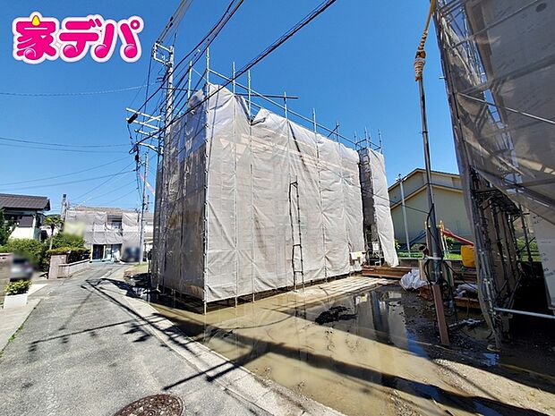 上棟しました。ご見学希望のお客様につきましては同型同仕様の物件にご案内いたします