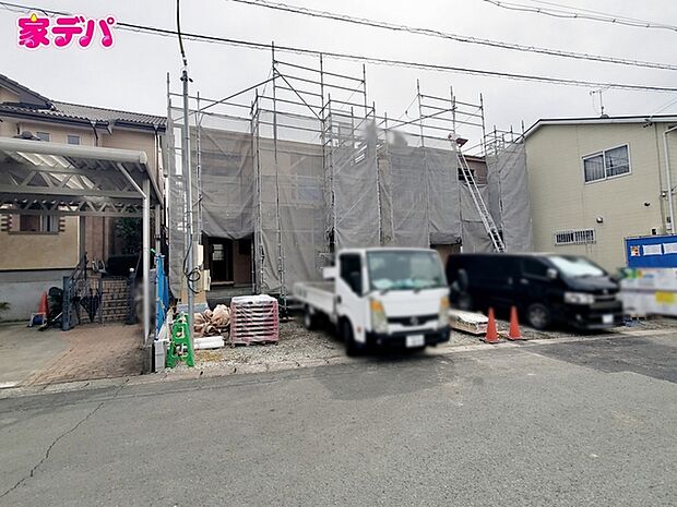 上棟しました!ご見学希望のお客様につきましては現地の他に同社の完成物件にて設備や仕様などご確認いただけます。