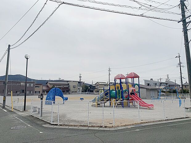 市場台北公園(320m)