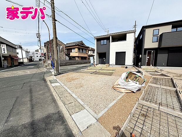 間取りや設備等の詳細や、気になる点がございましたらお気軽にお問合せご相談ください(左側)