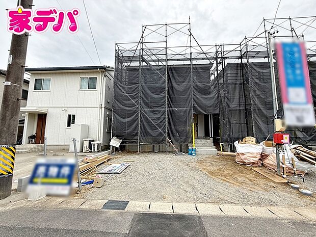 【3号棟】上棟しました！ ・4LDK ・LDK15帖、隣接洋室5.2帖 ・全居室収納完備 ・リビング収納 ・家事動線良好な間取り ・全室2面採光 ・広々バルコニー ・防犯カメラ ・駐車場並列3台可