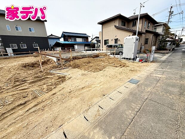 建築予定地です。ご見学希望のお客様につきましては同型同仕様の物件にご案内いたします