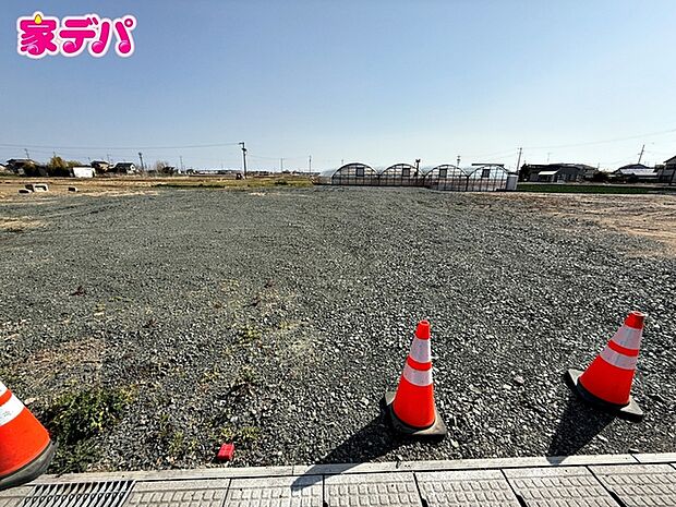 建築予定地です。ご見学希望のお客様につきましては同型同仕様の物件にご案内いたします