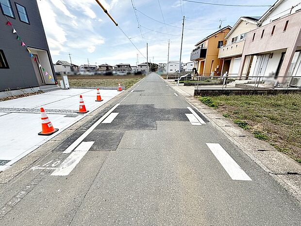 前面道路:北側約5.2m幅