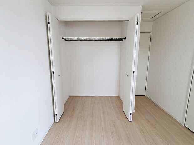 【CL】 全居室に収納が完備されています。衣類や雑貨、子供のおもちゃまでスッキリ収納できます。