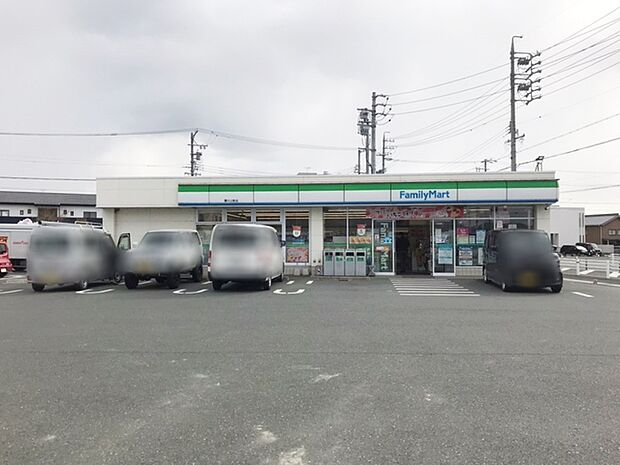 ファミリーマート豊川上野店(980m)