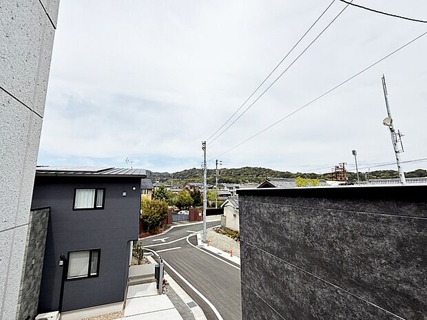 閑静な街並みの眺めは、心も体も落ち着きますね。  