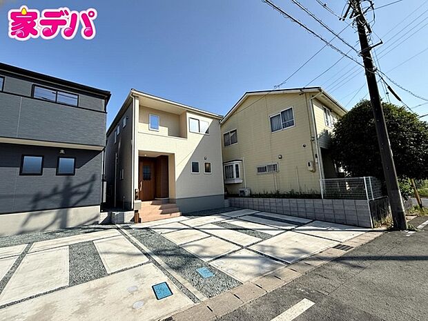 完成しました！資料のご請求も迅速に対応させていただきます。住宅ローンのご相談もお気軽にお問い合わせください。  