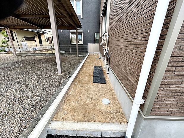 ハーブやお花を植えてガーデニングしたり、楽しみ方は自由自在！ 