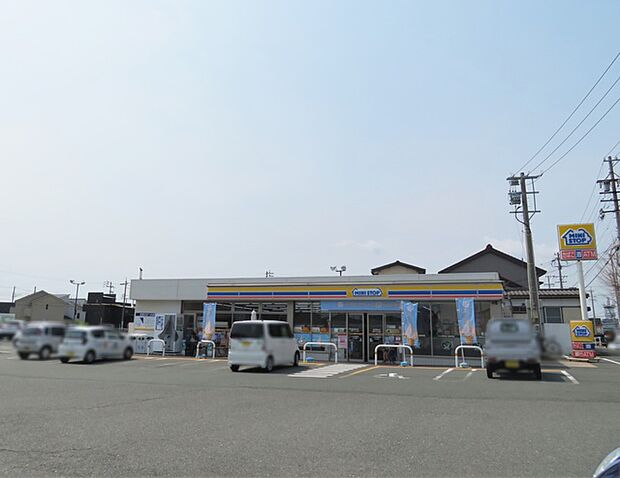 ミニストップ蒲郡三谷北通店（630m）