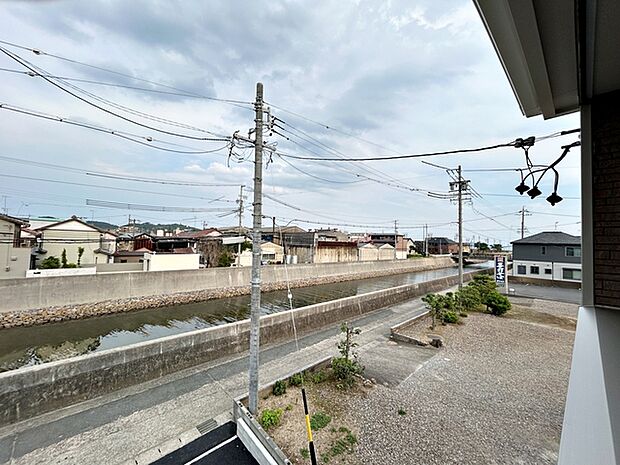 閑静な街並みの眺めは、心も体も落ち着きますね。  