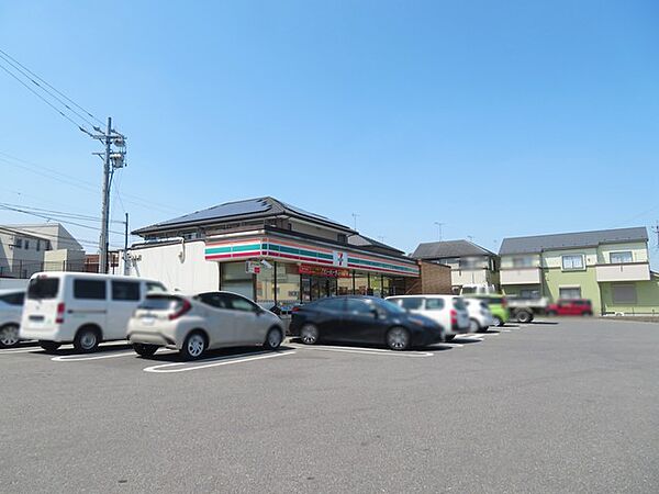 セブンイレブン幸田高力店（620m）