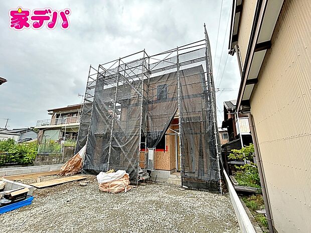 上棟しました。ご見学希望のお客様につきましては同型同仕様の物件にご案内いたします