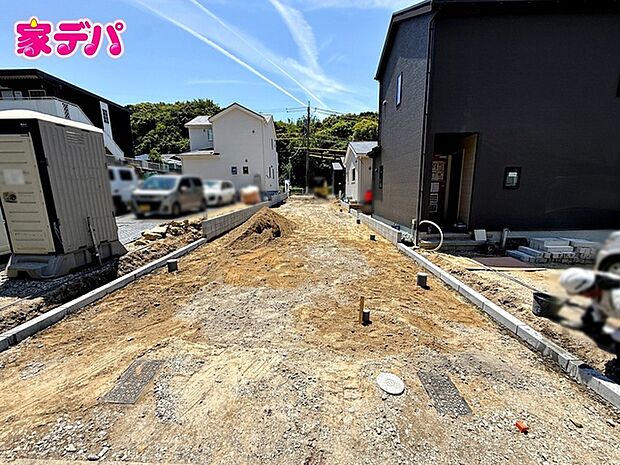住宅ローンにご不安のあるお客様も、まずはお気軽にご相談下さい。お客様に最適な資金計画と金融機関をご案内いたします。
