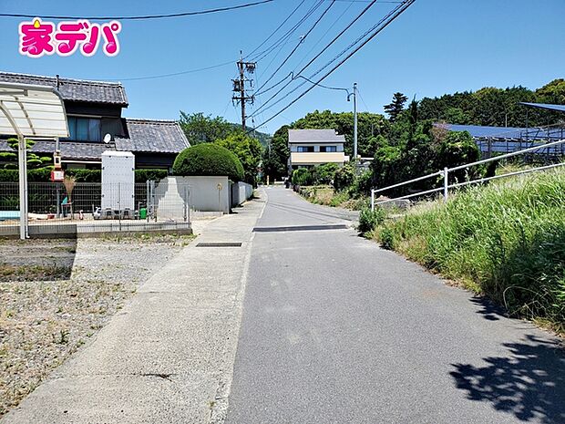 前面道路:東側約4.3m幅