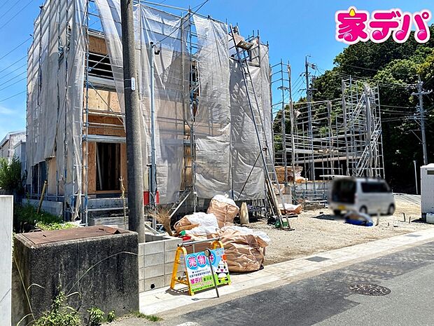 【1号棟】上棟しました! ・4LDK+テレワークルーム ・LDK16帖、隣接和室5帖 ・全居室収納完備 ・防犯カメラ ・駐車場3台可
