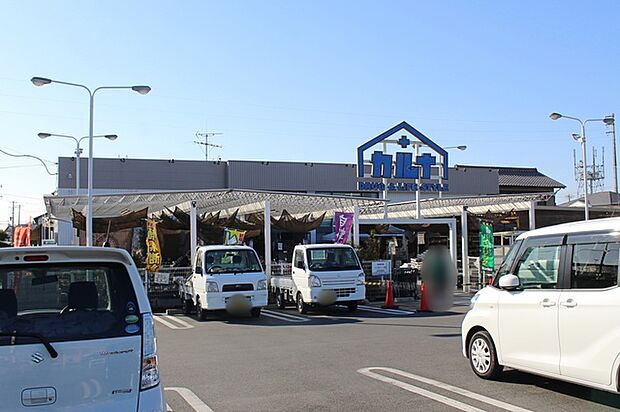 カルナドラッグストア小坂井店(1040m)