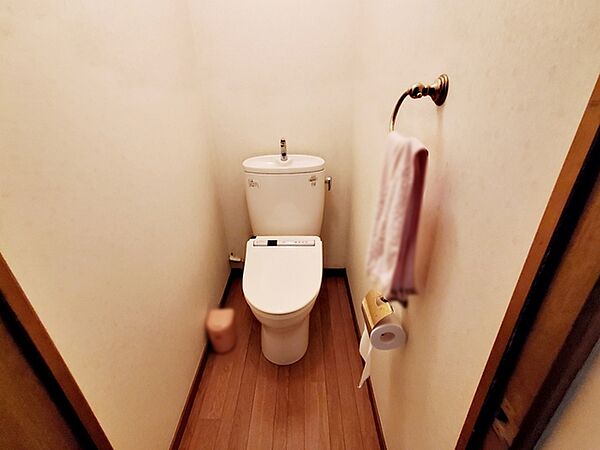 【トイレ】 温水洗浄便座の快適なトイレ