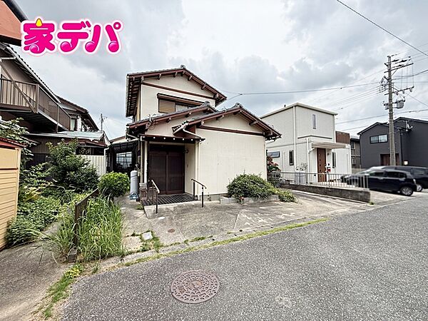 資料のご請求も迅速に対応させていただきます。住宅ローンのご相談もお気軽にお問い合わせください。