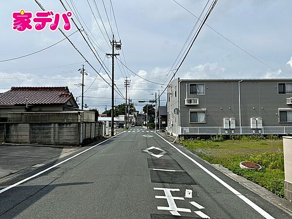 前面道路：東側約8ｍ幅