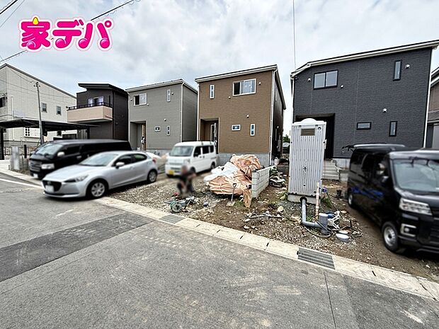 【新築分譲全3棟】ご成約キャンペーン実施中。詳細はスタッフまでお問合せ下さい。（中央）