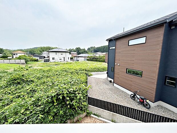 閑静な街並みの眺めは、心も体も落ち着きますね。