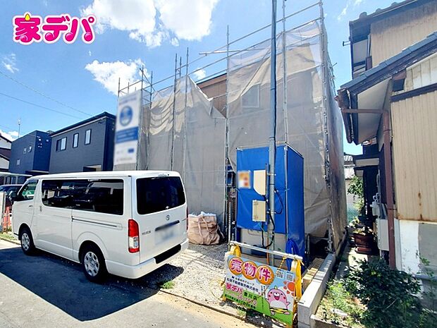住宅ローンにご不安のあるお客様も、まずはお気軽にご相談下さい。お客様に最適な資金計画と金融機関をご案内いたします。