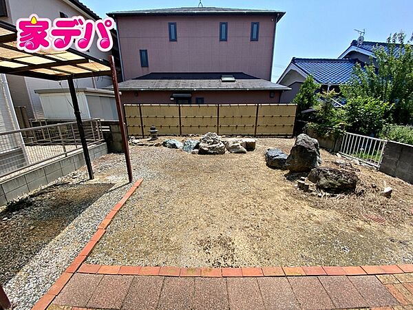 地域に密着した不動産販売でお客様のニーズに、経験豊富なスタッフが柔軟に対応させていただきます。
