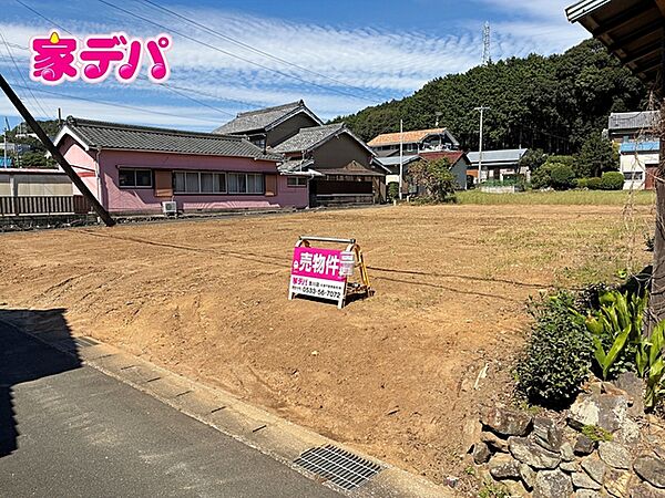 地域に密着した不動産販売でお客様のニーズに、経験豊富なスタッフが柔軟に対応させていただきます。