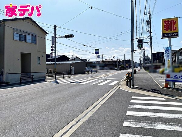 前面道路：側約ｍ幅