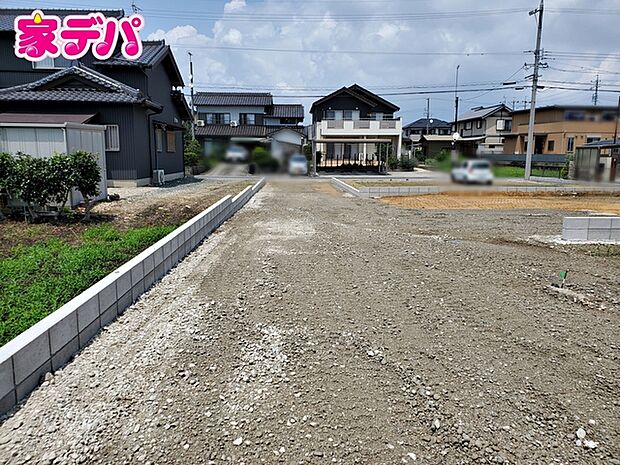住宅ローンにご不安のあるお客様も、まずはお気軽にご相談下さい。お客様に最適な資金計画と金融機関をご案内いたします。